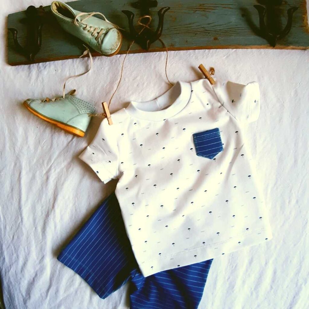 Schnittmuster Kinderschlafanzug kostenlos: Rüdger Größe 80