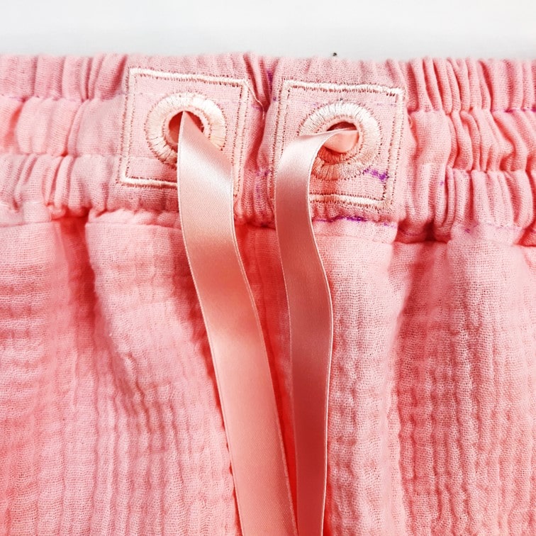 Folie4 Ösenpatches sticken 04