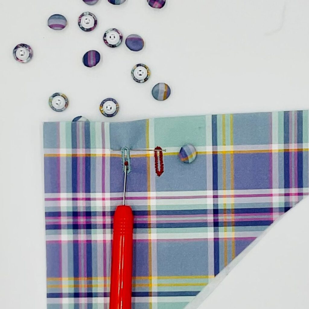 Knopfloecher naehen 03