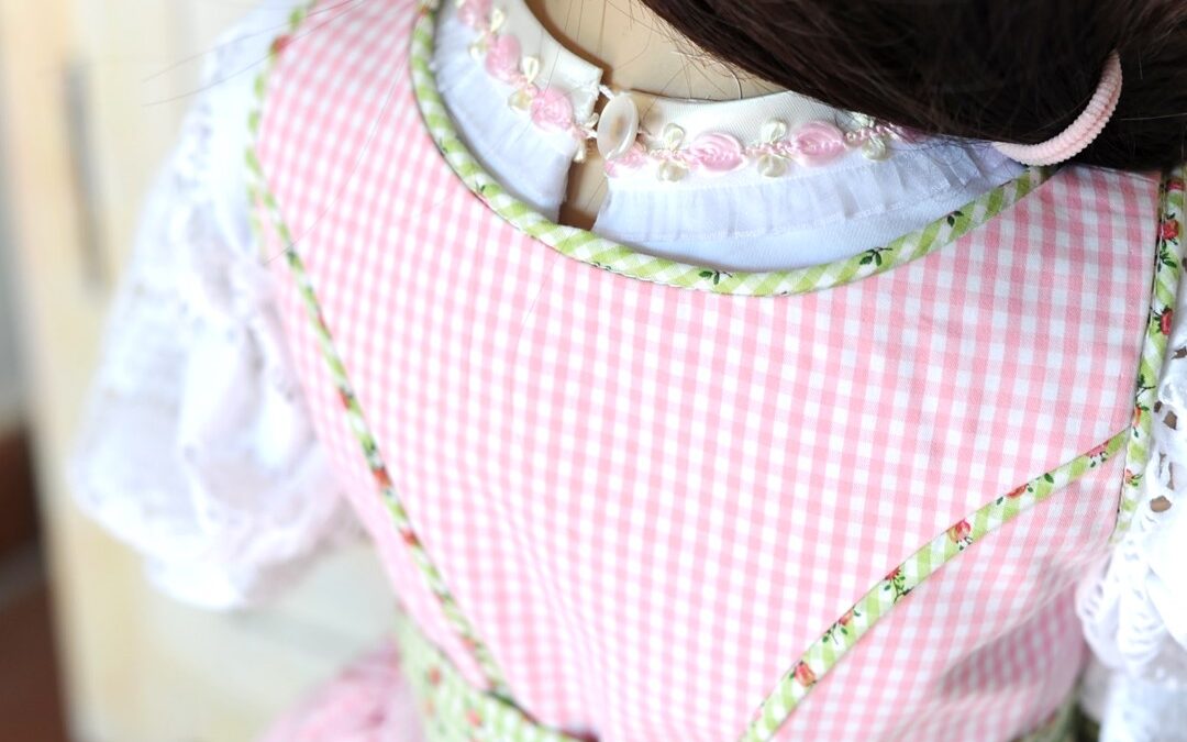Dirndl mit Wiener Naht: Tipps & Tricks wie die Naht gelingt.